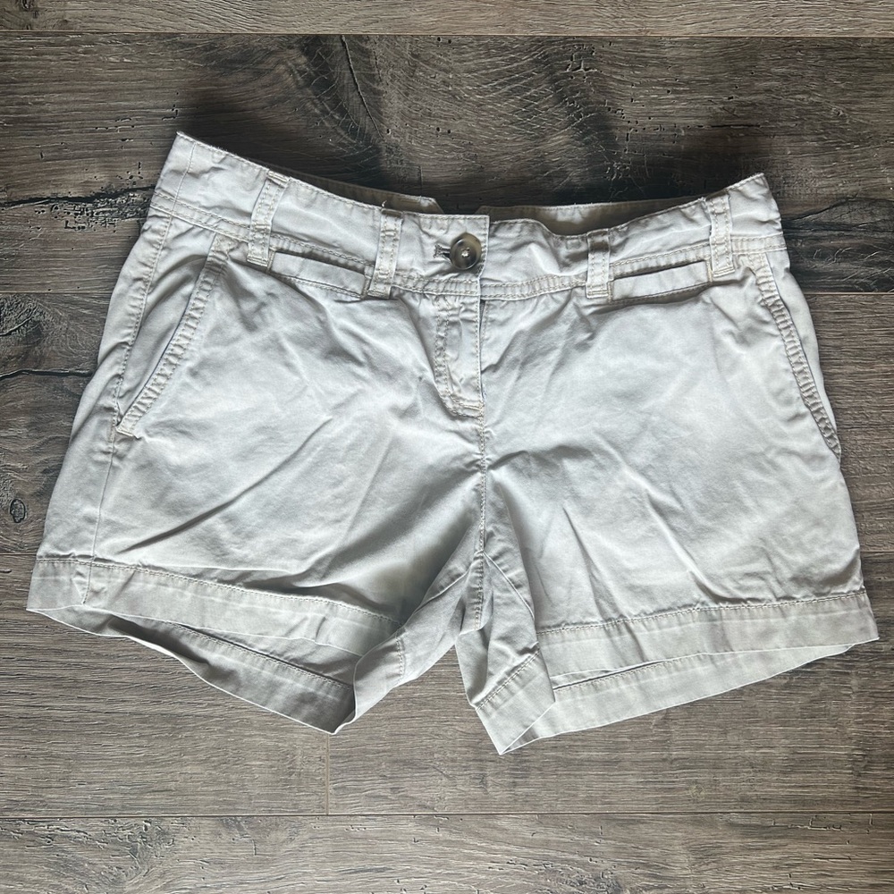 Low rise cream colored loft shorts